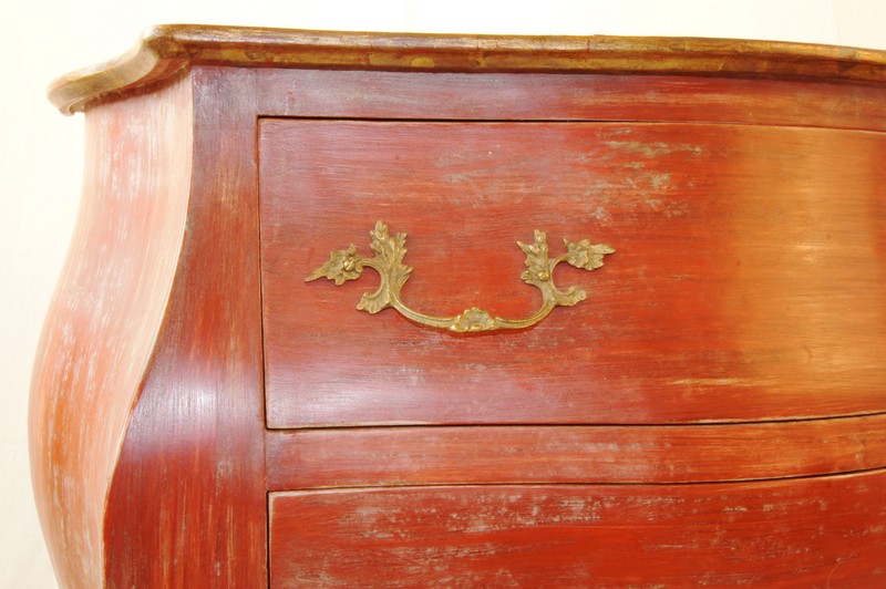 verniciatura mobili arredamenti